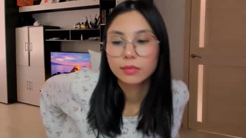 Snapshot of ms_emily_ chatting on September 27, 8:43 am ms_emily_ online show from September 27, 8:43 am