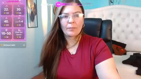 Snapshot of msjossie chatting on October 2, 4:06 am Jossie online show from October 2, 4:06 am