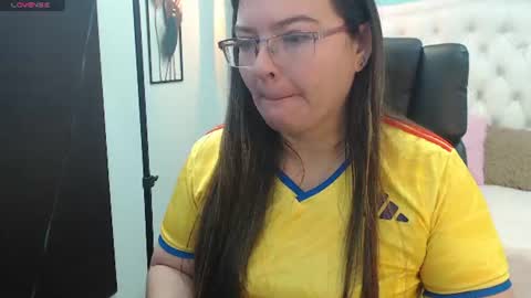 Jossie online show from July 4, 3:24 am
