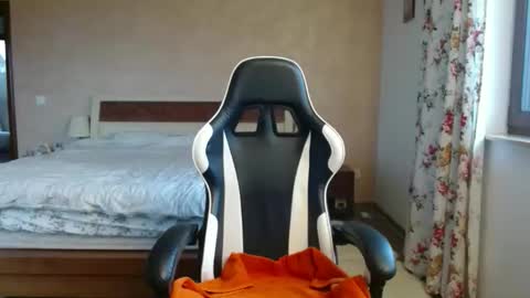 msmarshmallow1 online show from October 3, 12:54 pm