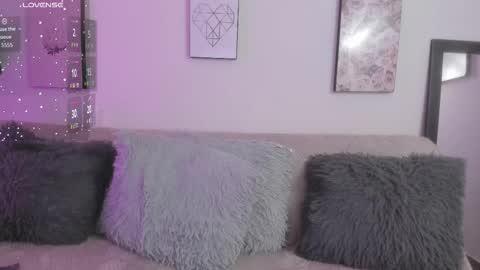 Snapshot of muriell_69 chatting on October 17, 11:52 pm muriell_69 online show from October 17, 11:52 pm
