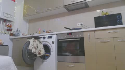 MusclesQueen online show from January 14, 11:48 pm