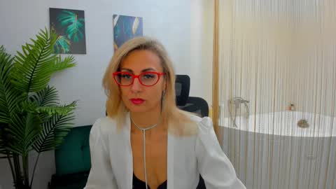 Diana online show from February 13, 10:44 am