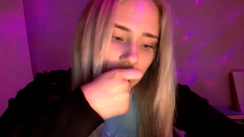 musescorner online show from February 20, 4:30 pm