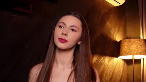 MuseSolis online show from January 31, 9:59 pm