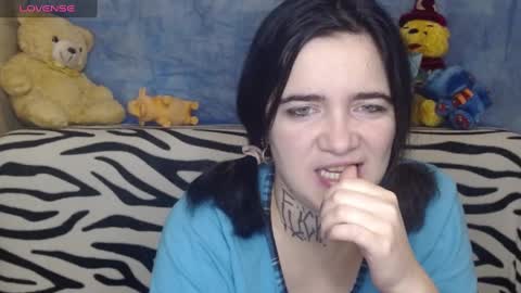 Snapshot of mustardgirl chatting on December 6, 9:45 pm ZZ TOP online show from December 6, 9:45 pm