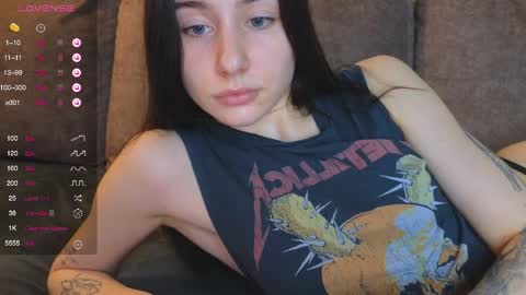 Im Marine online show from March 28, 7:57 pm