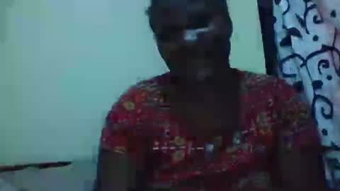 Snapshot of mwekas568403 chatting on October 12, 6:38 am mwekas568403 online show from October 12, 6:38 am