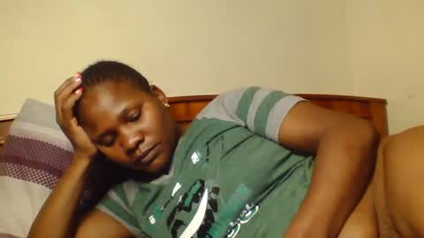 Snapshot of mwekas568403 chatting on February 26, 2:41 am mwekas568403 online show from February 26, 2:41 am