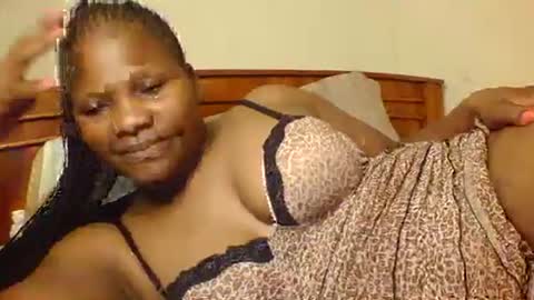 Snapshot of mwekas568403 chatting on February 9, 4:46 am mwekas568403 online show from February 9, 4:46 am