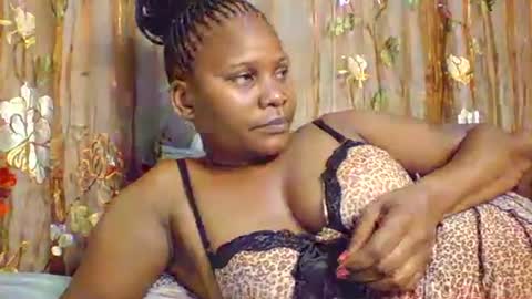 Snapshot of mwekas568403 chatting on February 2, 6:10 pm mwekas568403 online show from February 2, 6:10 pm