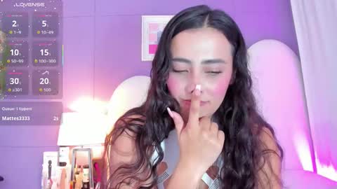 my_aleja_ online show from November 16, 5:35 pm