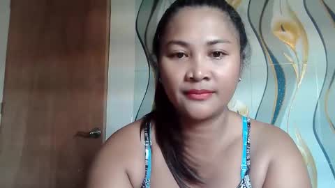 mia online show from April 7, 3:08 am