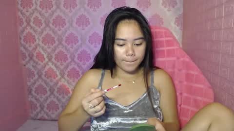 Its me Andi online show from January 4, 7:44 pm