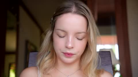  MIA  I will be here Monday Wednesday Thursday Saturday online show from April 28, 4:49 am