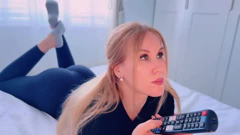 Mya-be Yours P online show from April 25, 5:32 pm