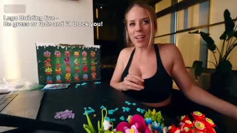 MyCookieJar online show from December 19, 12:26 am