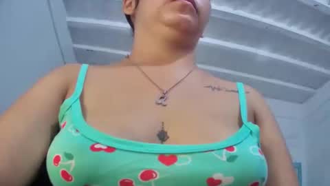 Snapshot of myhoney_hot chatting on March 9, 1:46 am myhoney_hot online show from March 9, 1:46 am