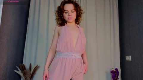 Monique with Curls online show from March 13, 8:54 pm