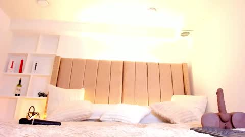 mystic carito online show from February 27, 8:08 pm