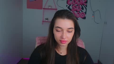 Amelia online show from April 19, 11:10 am