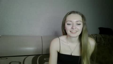 Anika online show from December 18, 11:48 am