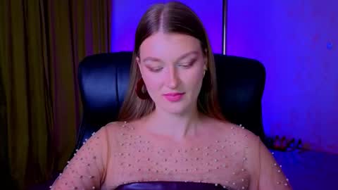 mysticvenus_ online show from March 1, 5:23 pm