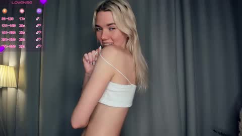 Olivia or just olive online show from November 8, 7:52 pm