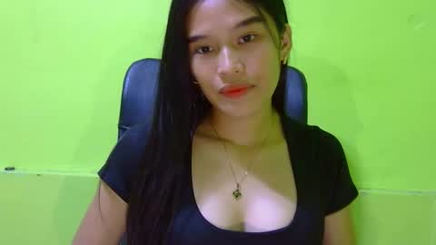 nessa online show from December 16, 12:00 pm