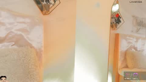 Snapshot of naamah_b chatting on September 25, 3:44 pm naamah_b online show from September 25, 3:44 pm