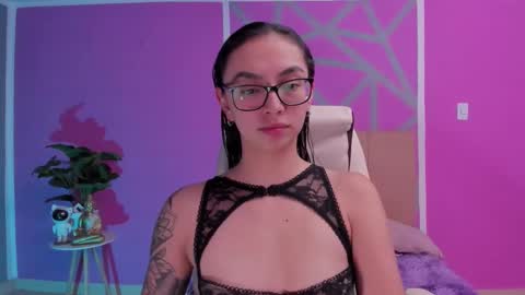 Snapshot of naath_ chatting on September 15, 11:12 pm anny online show from September 15, 11:12 pm