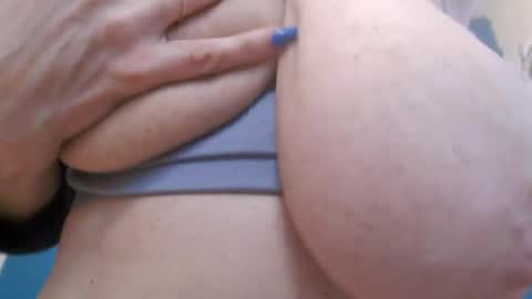 nadinnnea online show from April 23, 12:29 pm