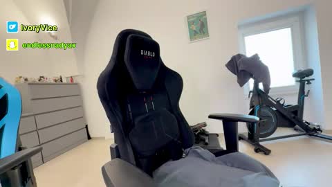 Snapshot of nadya_land chatting on September 16, 3:31 pm Nadya online show from September 16, 3:31 pm