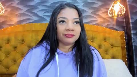 Nahomi online show from December 18, 7:24 am