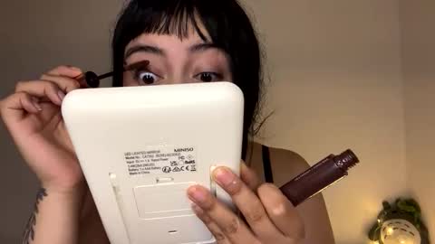 nahomy online show from April 27, 1:08 pm