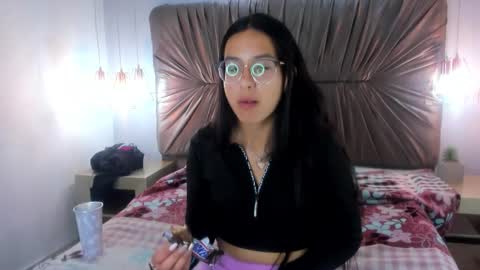 nai_blue online show from October 9, 4:27 am