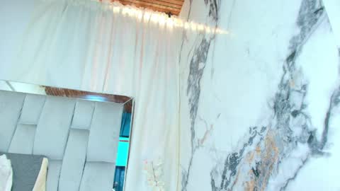 Naia x online show from April 27, 12:02 pm