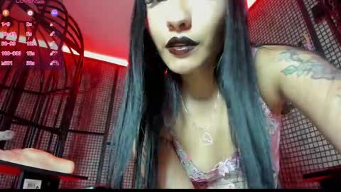 Naila online show from April 26, 4:16 pm