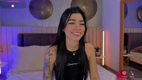 Naisha Ford online show from November 21, 4:58 am