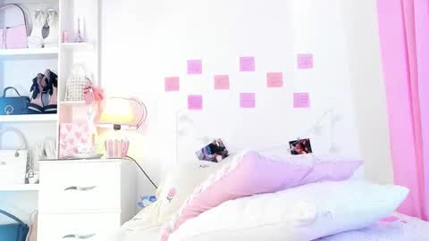 Naissha online show from February 20, 3:24 pm