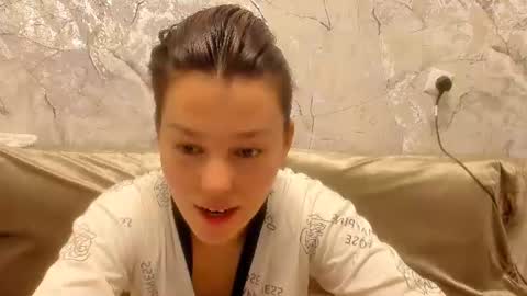 naked_bebe_hot online show from June 11, 10:50 pm