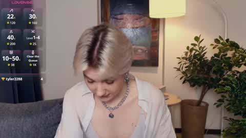 Kate online show from December 5, 12:50 pm