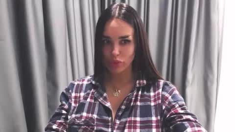 Lady online show from February 22, 3:57 pm