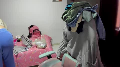 Snapshot of namibecker chatting on March 5, 10:23 pm Nami online show from March 5, 10:23 pm