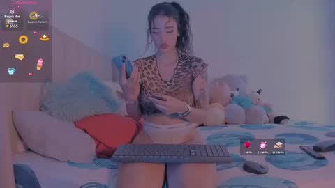 N A M I    -   OF  namibergmant online show from October 3, 12:27 am