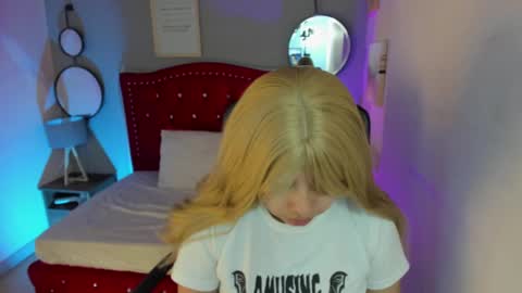 namiko_park online show from January 30, 4:02 pm