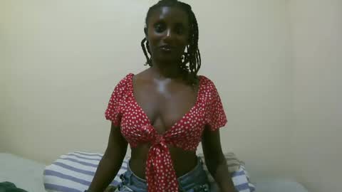nana2095 online show from July 3, 8:42 am