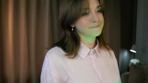 Kiana online show from July 21, 8:37 am
