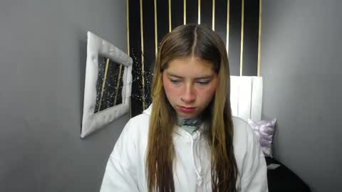 nancy blonde online show from June 5, 1:39 pm