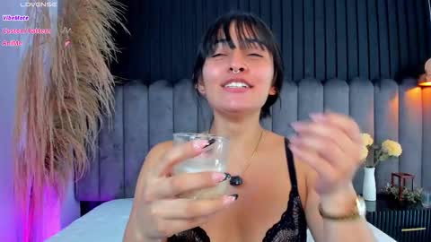 Nanda online show from February 20, 8:42 pm